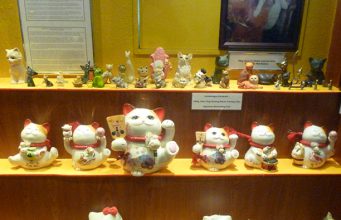 Visit Kuching Cat Museum, Sarawak